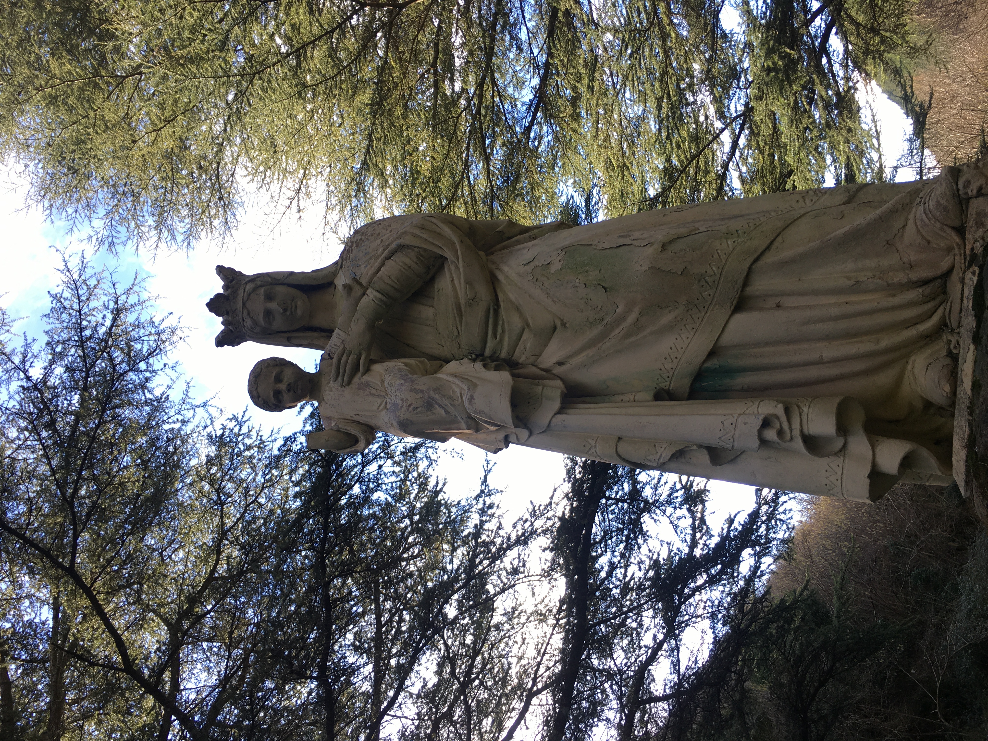 Vierge dans le pr Notre Dame de Nize